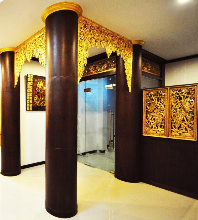 The Next Grand Hotel Khon Kaen Buitenkant foto