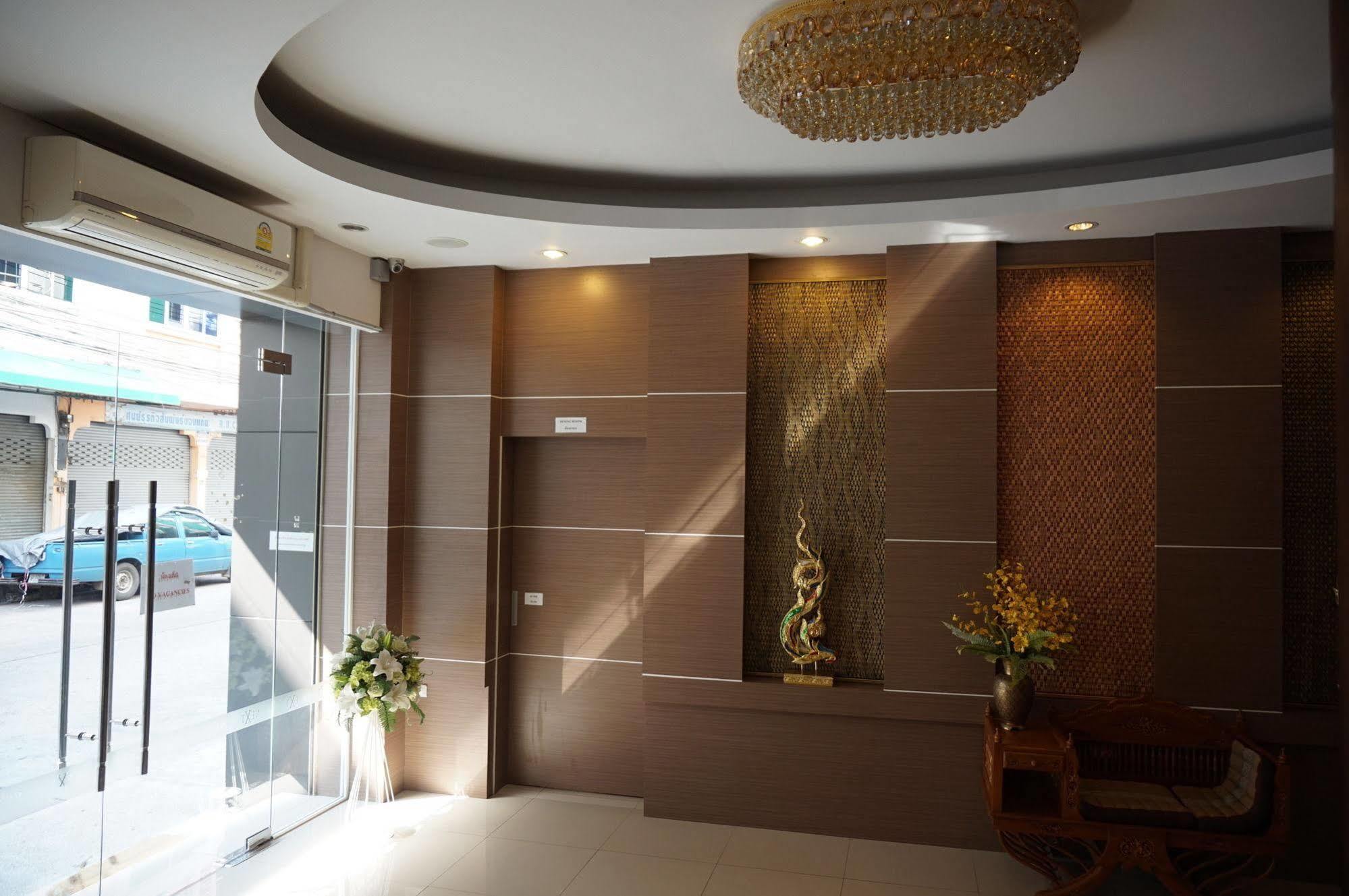 The Next Grand Hotel Khon Kaen Buitenkant foto